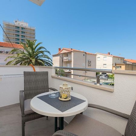 מאקרסקה Apartmani Mona מראה חיצוני תמונה