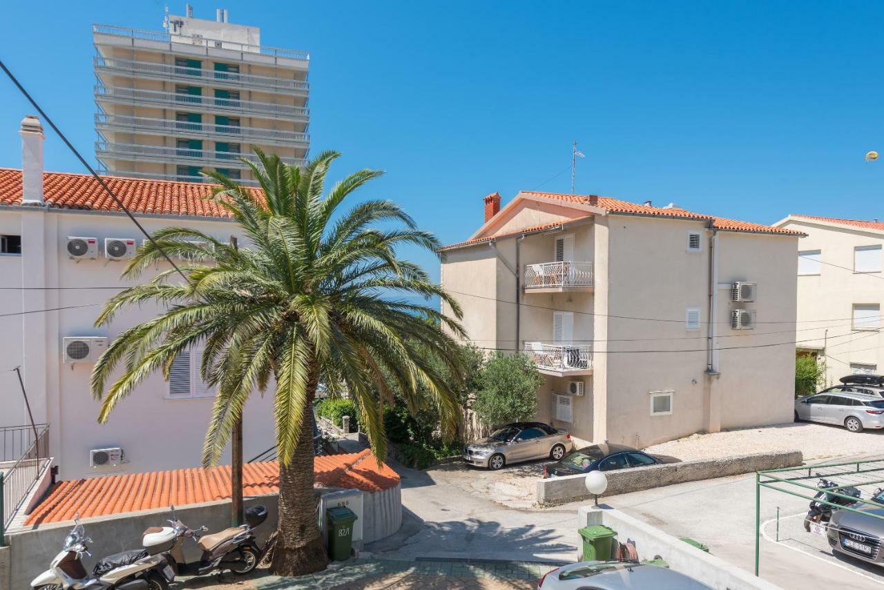 מאקרסקה Apartmani Mona מראה חיצוני תמונה