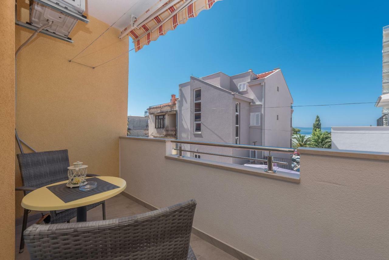 מאקרסקה Apartmani Mona מראה חיצוני תמונה