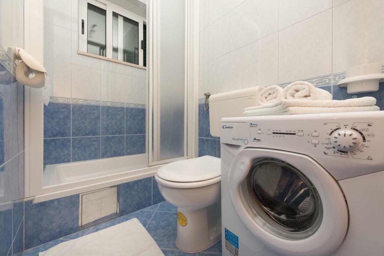 מאקרסקה Apartmani Mona מראה חיצוני תמונה