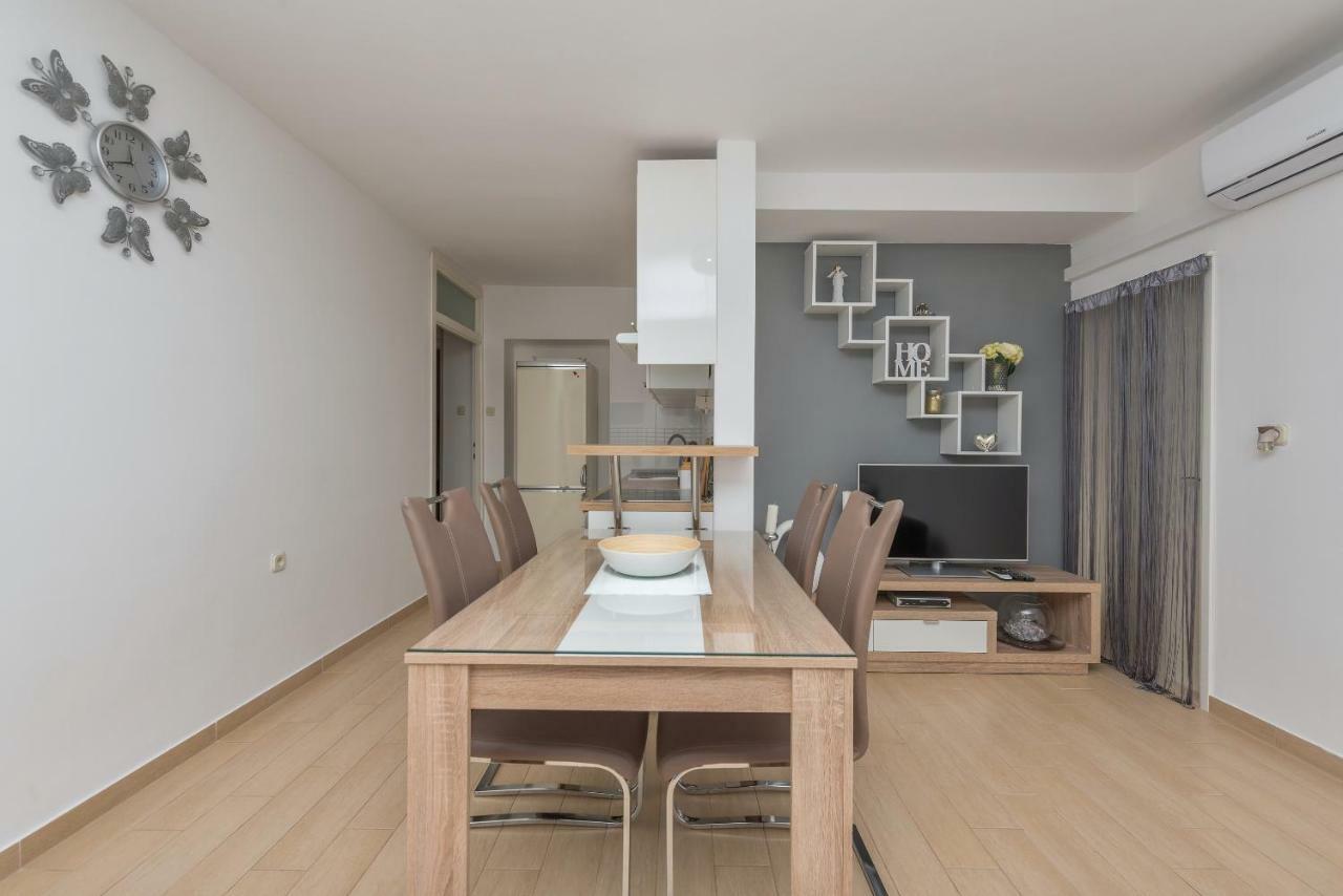 מאקרסקה Apartmani Mona מראה חיצוני תמונה